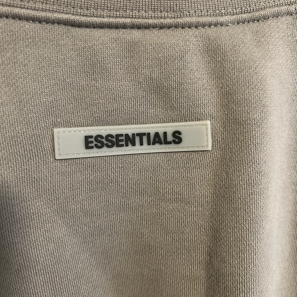 Fear of God Essentials Crewneck Sweater Taupe - Picture 5 of 6